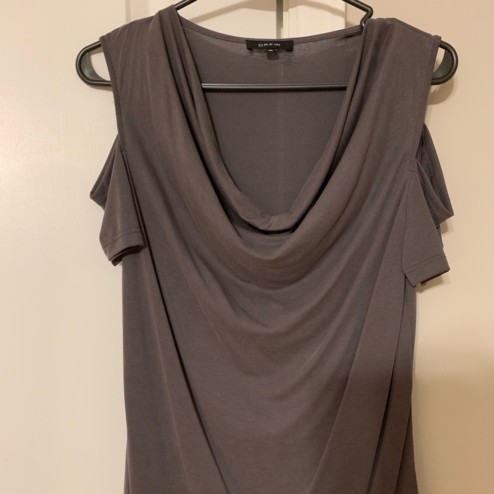 Grey shirt